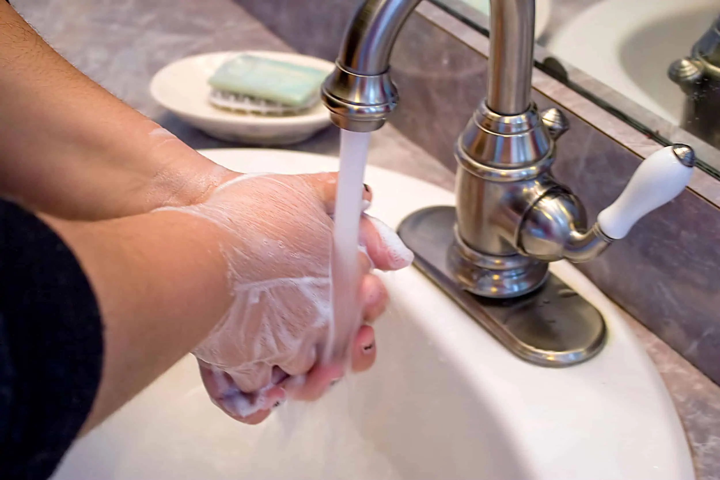 WARNING-FROM-FDA-HAND-SANITIZERS-MAY-BE-TOXIC